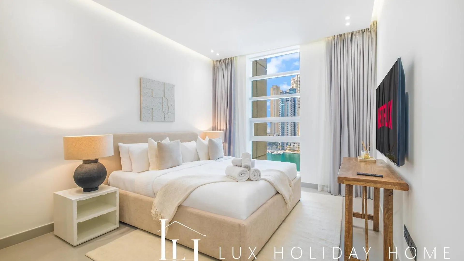 Lux The Majara Marina View Suite Dubái Emiratos Árabes Unidos
