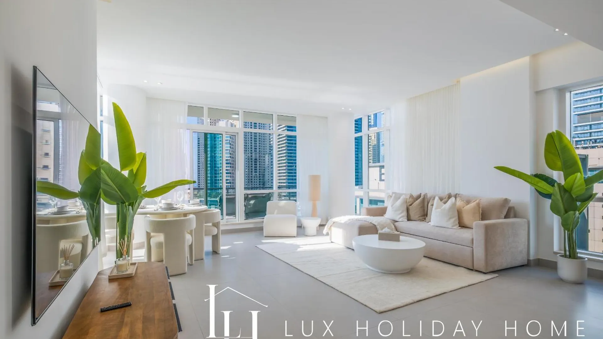 Lux The Majara Marina View Suite Dubai