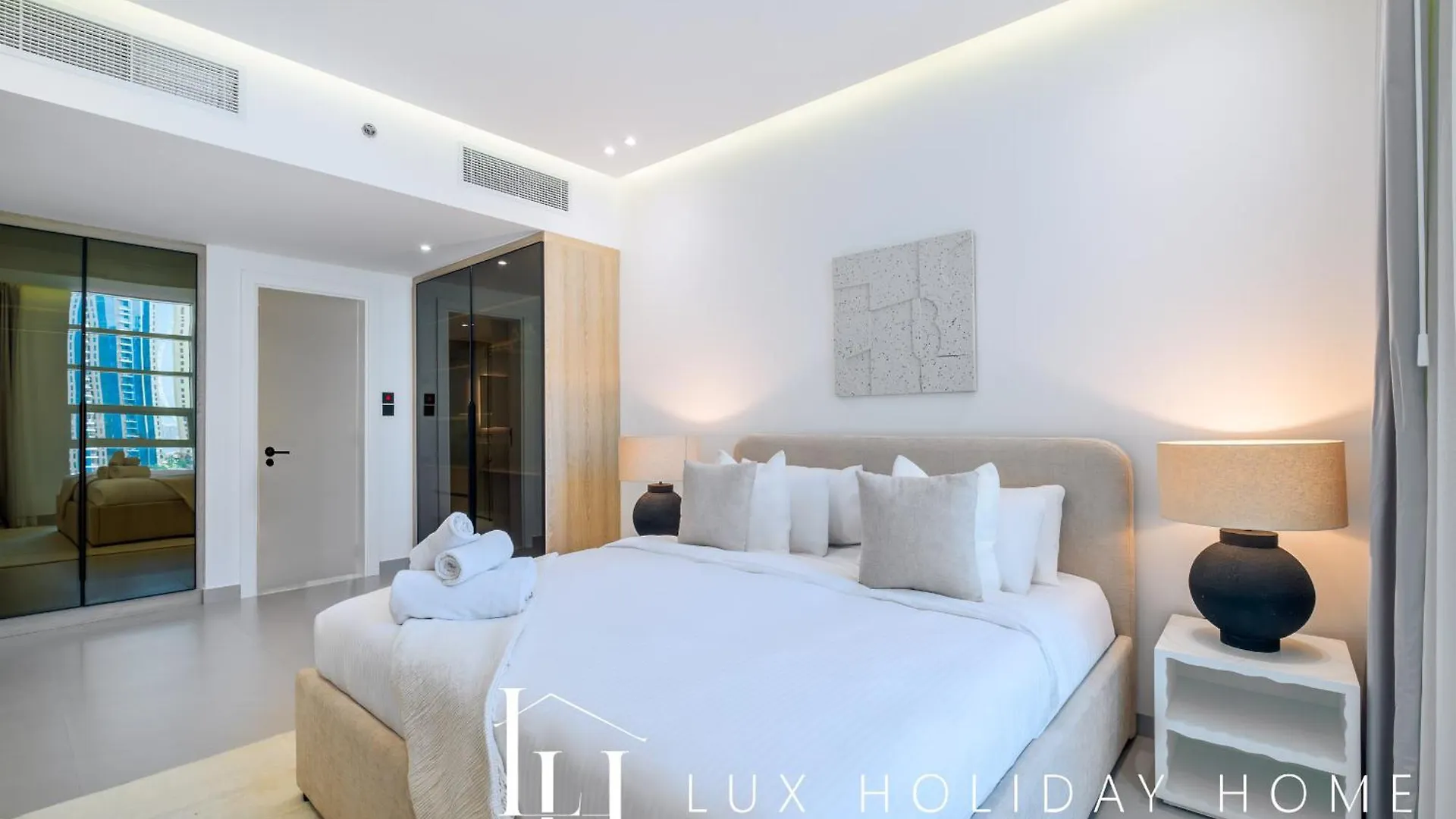 Lux The Majara Marina View Suite Dubai Apartment